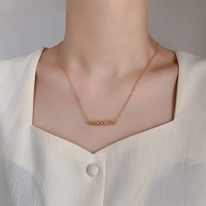 Collar de corte retro para mujer Diseño gemelo